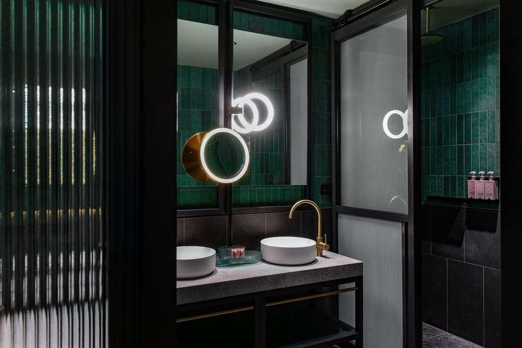 Qt Newcastle Otel Dış mekan fotoğraf Bathroom